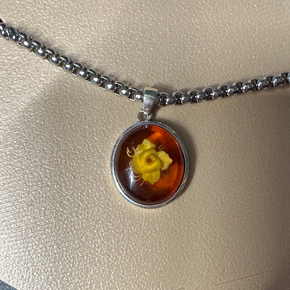 Amber Rose Pendant Necklace